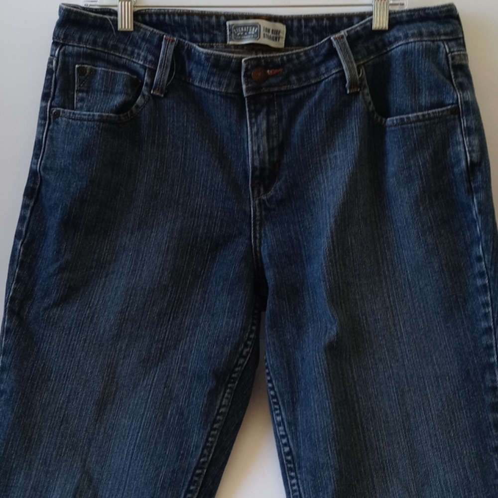 Levi's Low Rise Jeans